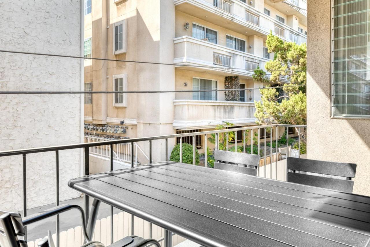 Beverly Hills 2br Nr Bristol Farms The Grove Lax-679 * Los Angeles