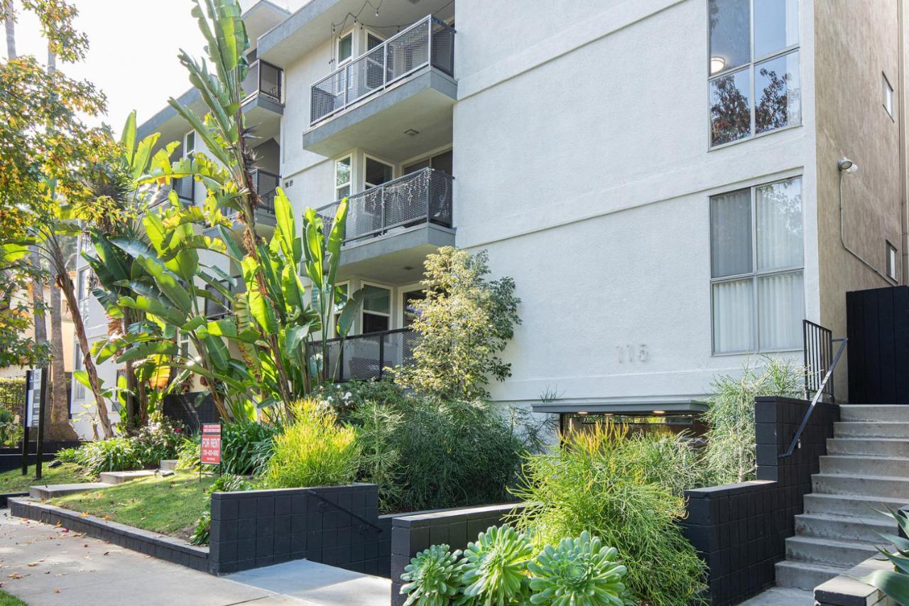 Beverly Hills 2br Nr Bristol Farms The Grove Lax-679 *